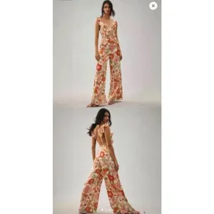 NWT Elliat x Anthropologie Heliconia Floral Jumpsuit Large