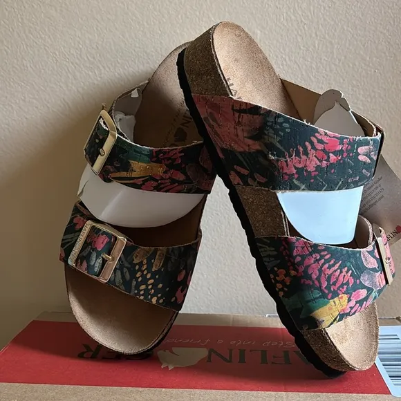 NWT HAFLINGER Black Multi Andrea 2 Band Sandals, Size 6 (36),White Lotus Vibes:)