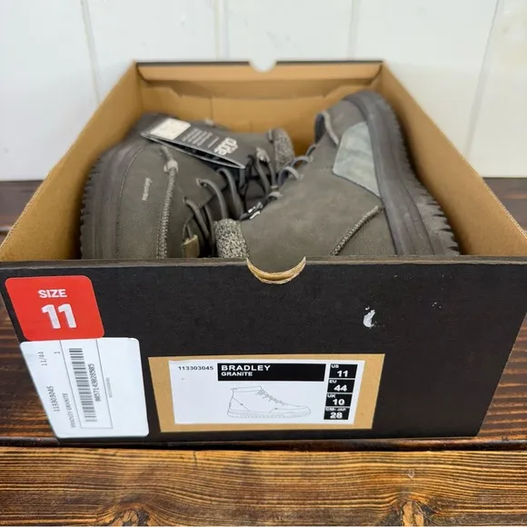 NWT Hey Dude Bradley Granite Boots Men’s Size 11 – New in Box