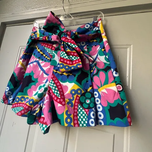 NWT J Crew Tie-Waist Short in Ratti® Kaleidoscope Floral Size 8
