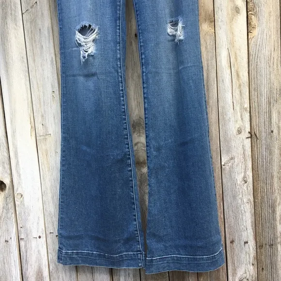NWT Koral Crease Front Flare Leg Jean Babylon Blue 29