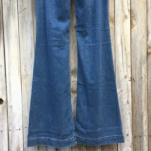 NWT Koral Crease Front Flare Leg Jean Babylon Blue 29