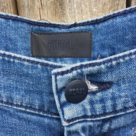 NWT Koral Crease Front Flare Leg Jean Babylon Blue 29