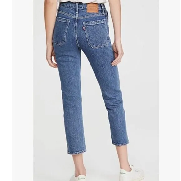 NWT Levi's Wedgie High Waist Straight Leg Crop Jeans - Size 26