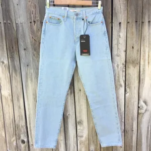NWT Levi’s Wedgie Icon Fit Jean Signal Lost 26