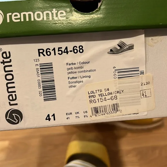 NWT Remonte Soft Women's Yellow Sandals