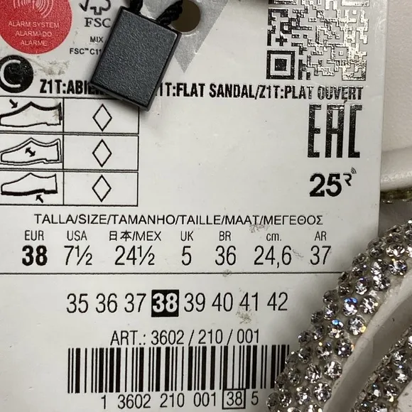 NWT. Zara Flat Slider Sandals with Rhinestone Straps. Size 7,5.