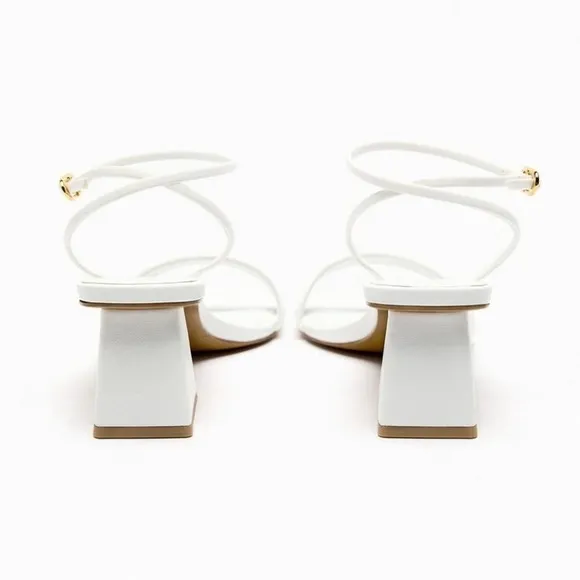 NWT. Zara White Wide Heel Sandals