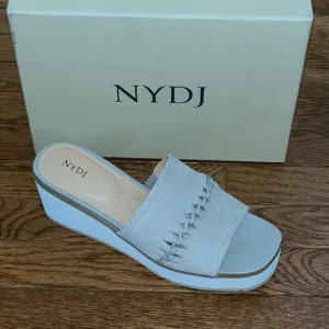 NYDJ Rory Wedge Sandals Feather Gray Suede &amp; White Wedge Sole Women’s Size 10