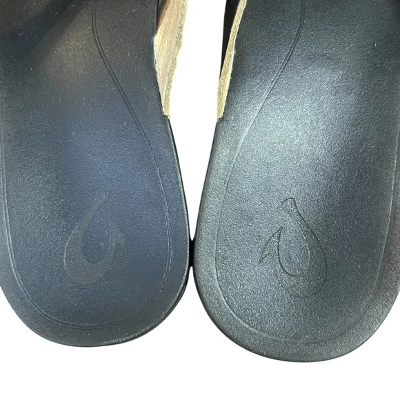 OluKai Black Sandals Flipflops with Leather Straps and Contoured Footbed
