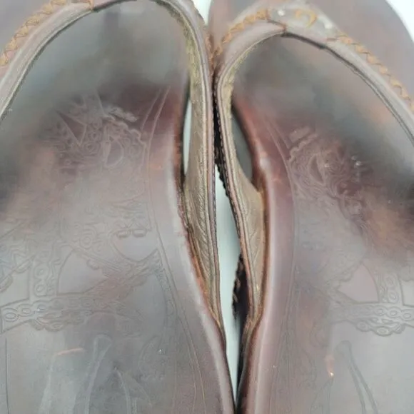 OluKai Mea Ola Brown Leather Embroidered Sandals Flip Flops Comfort Mens Size 13