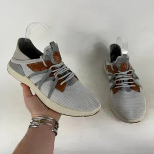 Olukai Mio li Running Sneakers Men's 8 White Gray Lace Up Low Top Athletic Shoes