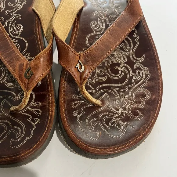 Olukai Paniolo Women's 8 Natural Flip Flop Brown Leather Comfort Sandals EUC