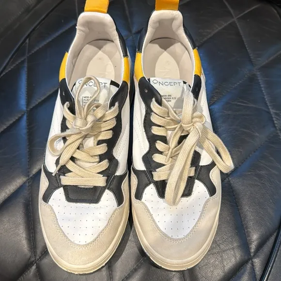 Oncept men’s 10 white - Black - Yellow Phoenix Night