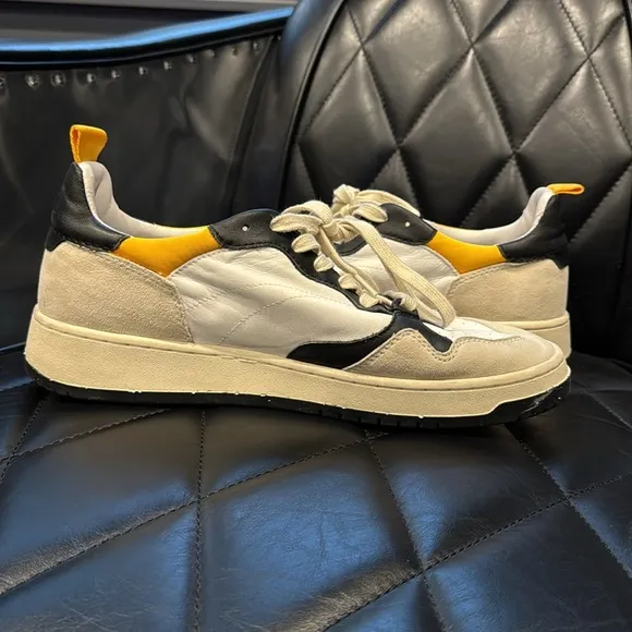 Oncept men’s 10 white - Black - Yellow Phoenix Night