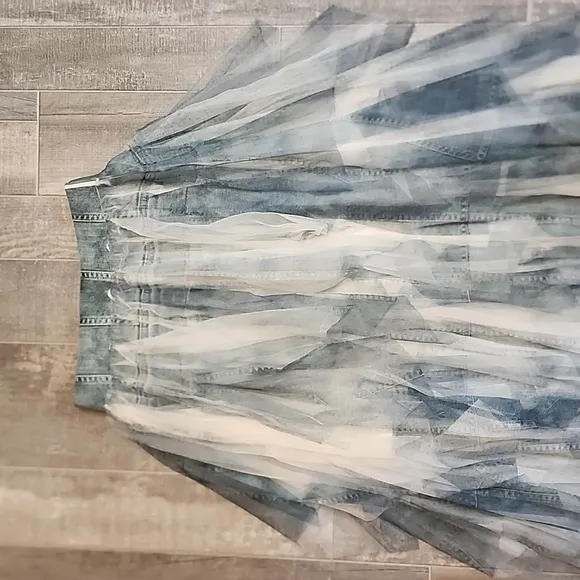 Origami tool skirt with denim design