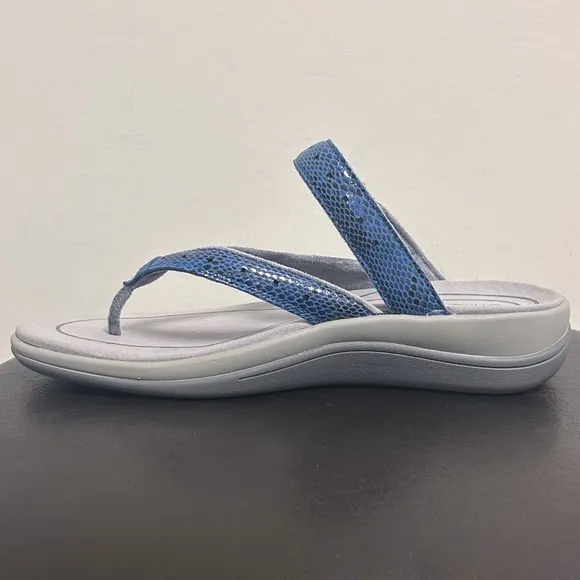 Orthofeet Blue Black Gaya Toe Post Thong Reptile Pattern Sandals NIB 9.5 Wide