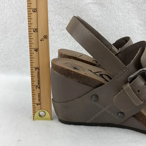 OTBT Women’s Leather Overnight Wedge Sandals sz 8.5