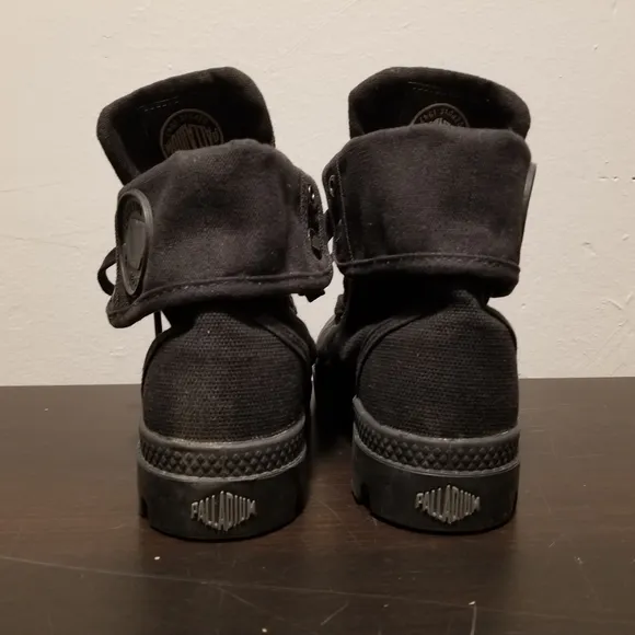 PALLADIUM BLACK COMBAT BOOTS PUNK GOTH LACE UP BOOTIES SIZE 5     HIPSTER WORK