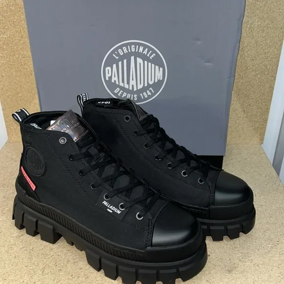 Palladium Revolt Hi TX Women's Boots (96)