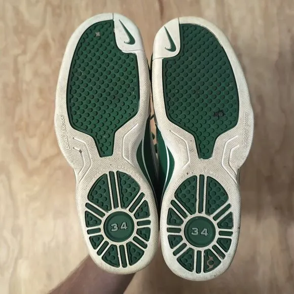 Paul Pierce NIKE youth shoes, size 6.5y  310530‎