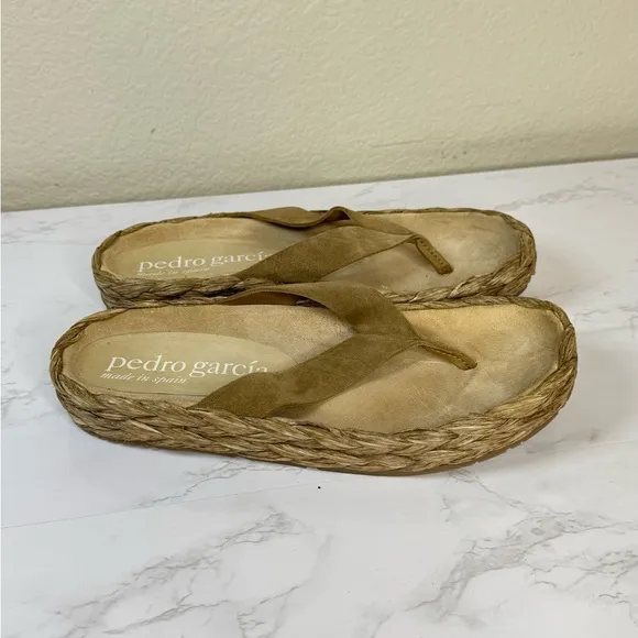 Pedro Garcia Raffia Tan Sandals Woven Fitflops Size 39/9
