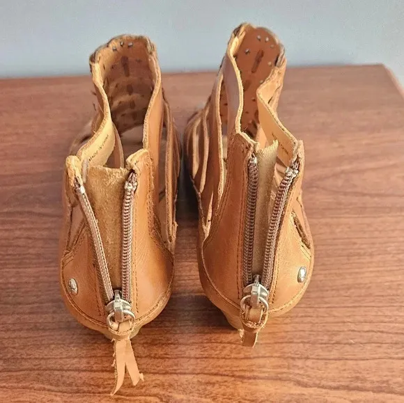 Pikolinos Java Gladiator leather heeled sandals Size 36 EUC