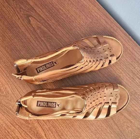 Pikolinos Java Gladiator leather heeled sandals Size 36 EUC