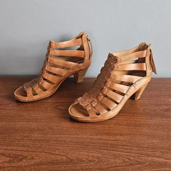 Pikolinos Java Gladiator leather heeled sandals Size 36 EUC