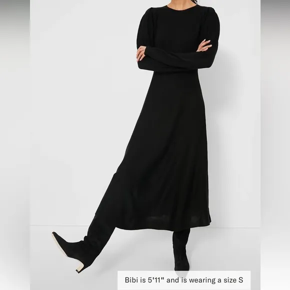 POMANDER PLACEBlack Brielle Sweater Dress