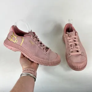 PUMA x Hello Kitty Utility Sneakers Womens 10 Pink Logo Athletic Shoes 372974-01