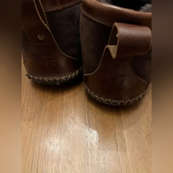 Quoddy Men’s Dorm Boot Slippers