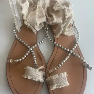 Rene Caovilla Cream and Silver Sandals with Elegant Beading