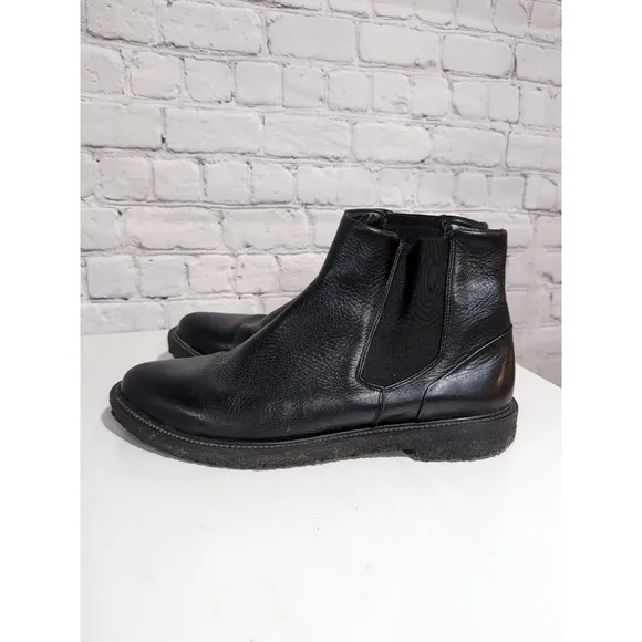 Royal Republiq Men's Black Leather Chelsea Boots Gum Sole US Size 10 EU Size 44
