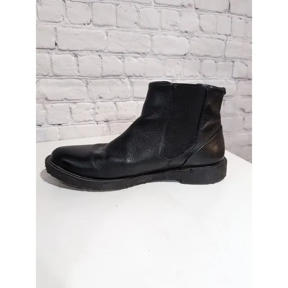 Royal Republiq Men's Black Leather Chelsea Boots Gum Sole US Size 10 EU Size 44
