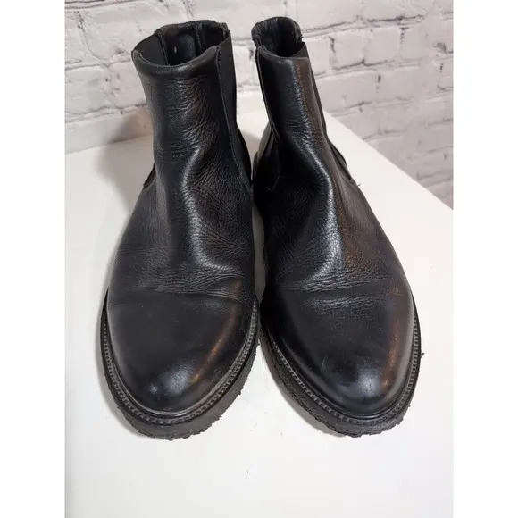 Royal Republiq Men's Black Leather Chelsea Boots Gum Sole US Size 10 EU Size 44