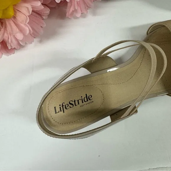 SALE LIFESTRIDE YOLO SANDALS TAUPE