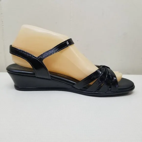 SAS 8N Black Patent Leather Sandals Open Toe Tripad Comfort Wedge STRIPPY