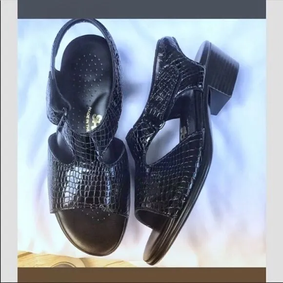 SAS CROC BLACK LEATHER SANDALS.  NEW IN BO…