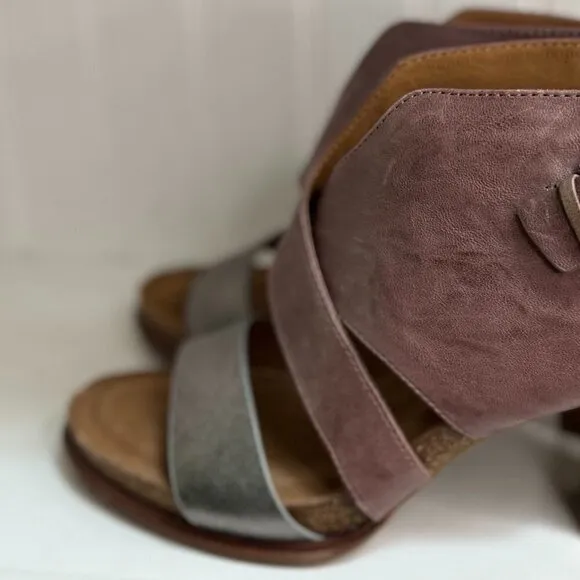 Söfft | Gray &amp; Anthracite Christine Leather Sandal - Women Size 9