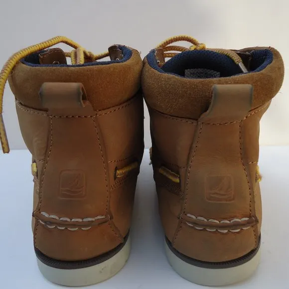 SIZE 4 M. SPERRY Top-Sider Razor leather boot boys.