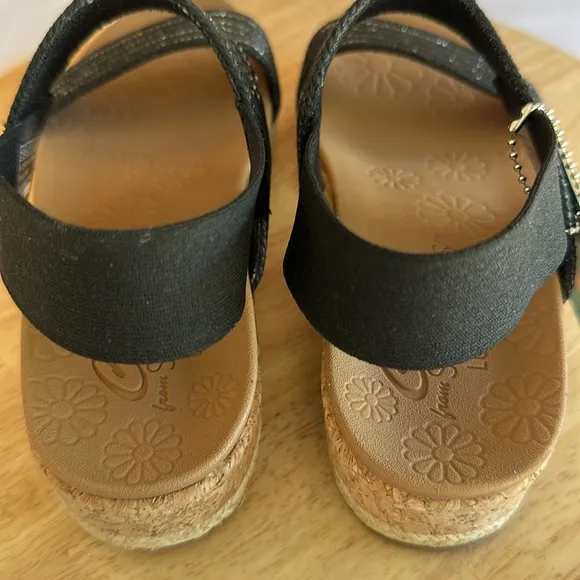Skechers Cali Breezie Vegan Wedge Sandals - Busy-Bee7.5M
