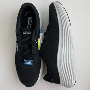 Skechers Endeavor Max Cush Air Cooled GOGA Mat Men’s Running Shoes