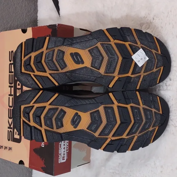SKECHERS RELAXED FIT SANDALS.