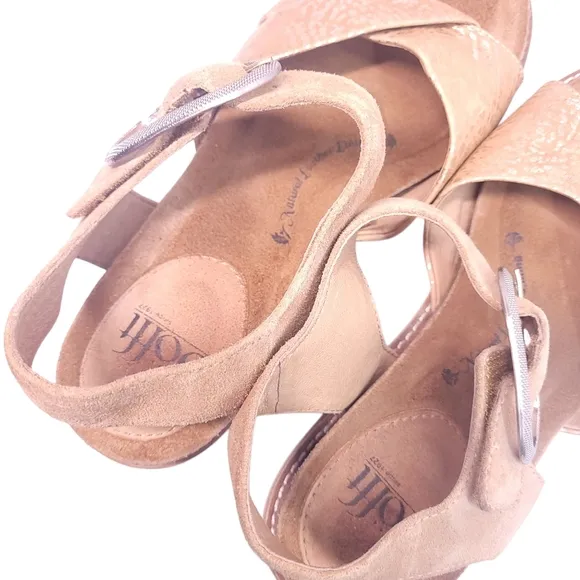 Sofft Womens Bayo Sandals Slingback Beige Gold Suede Buckle Strap Size 7.5M