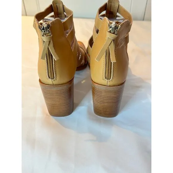 Soft Stratford Soft Shoe Heeled Sandals Tan Size 9.5 M NWOT