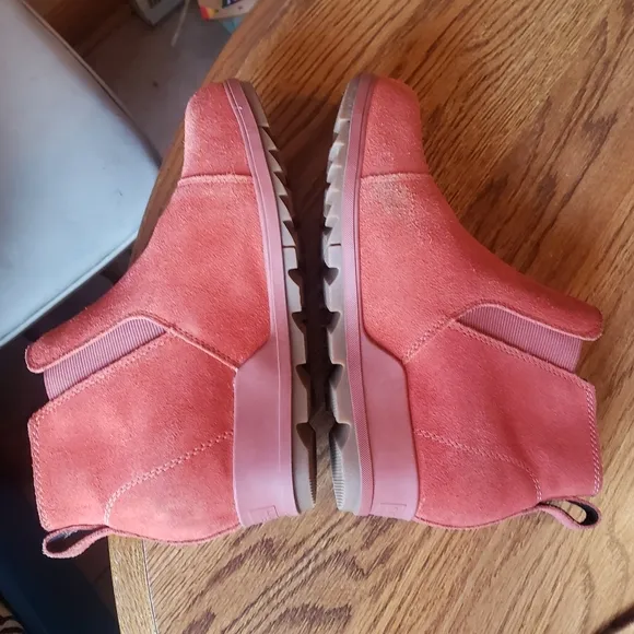 SOREL Evie Pull-On Bootie Waterproof Suede Leather Wedge Ankle Booties red rust