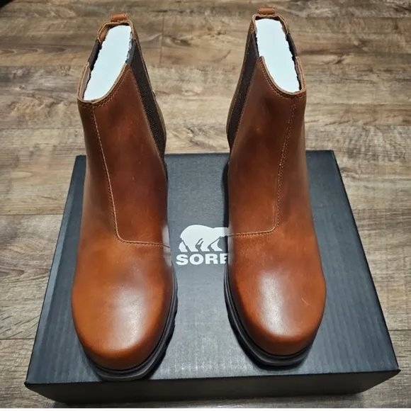 Sorel Joan Arctic wedge III WP boots women's size 11