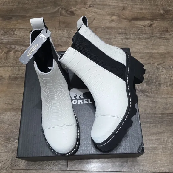 Sorel Joan Chelsea waterproof leather boots women's size 7.5