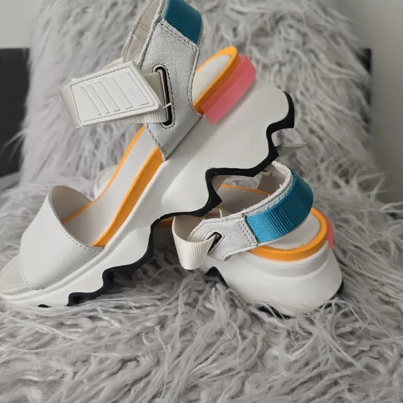 Sorel Sandals with Color Accents 7.5